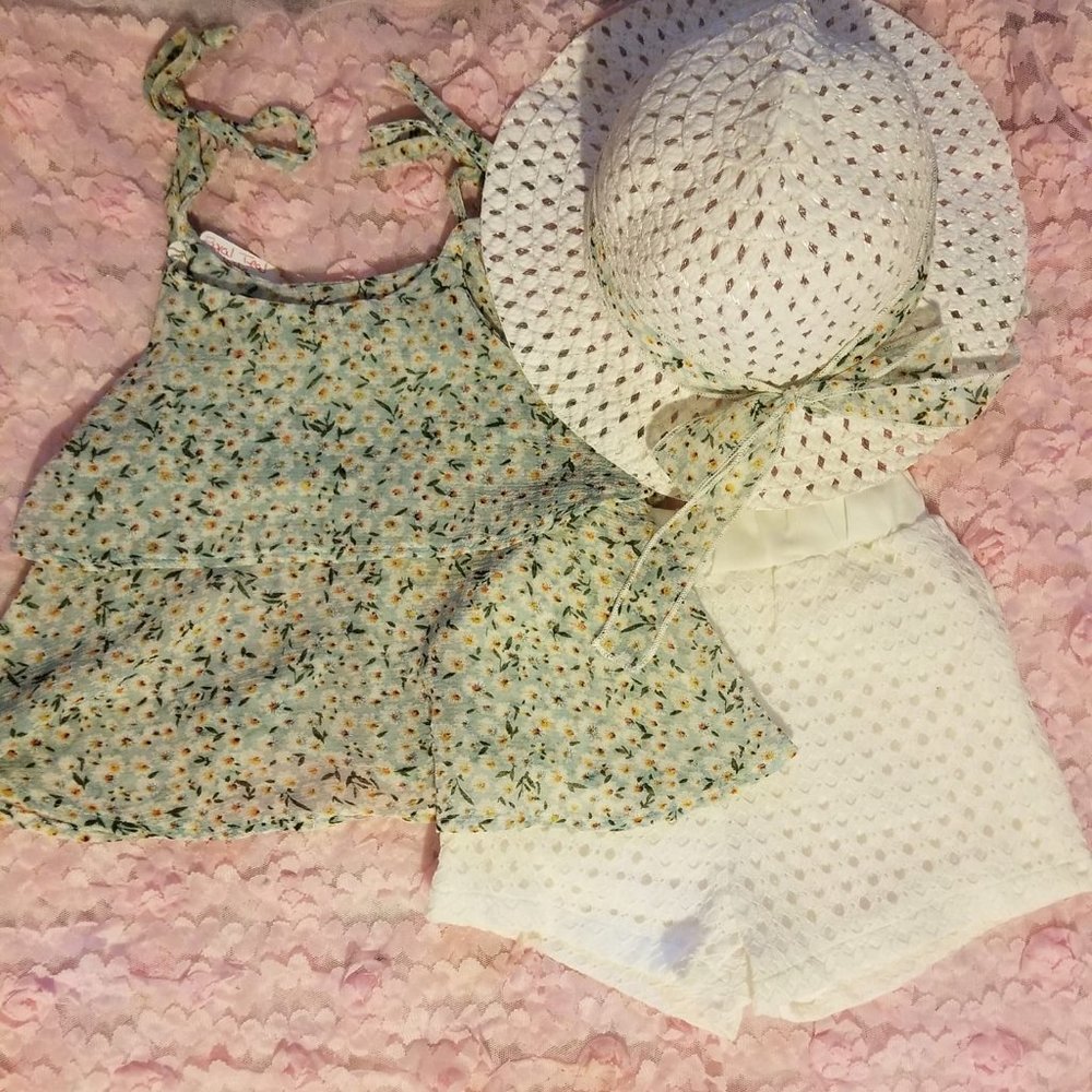 Girls Short set with matching Bonnet